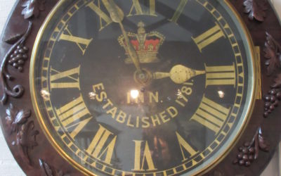 Crown Clock